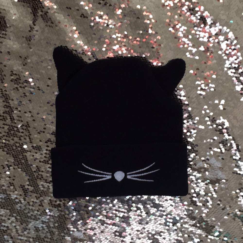 ❌SOLD❌Beanie.